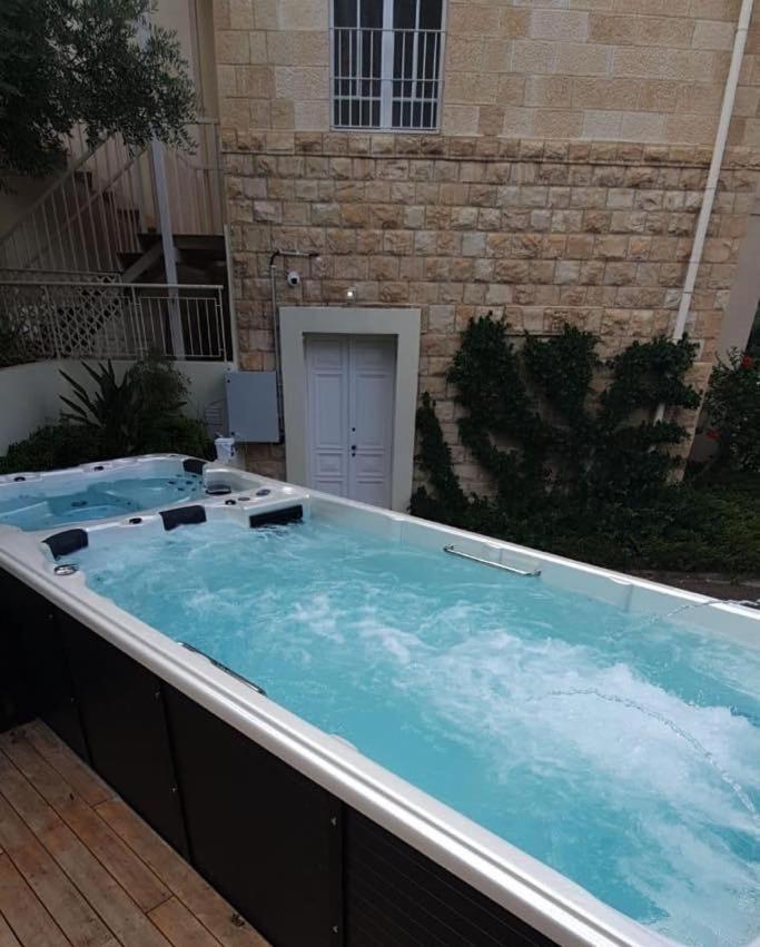 Villa Gan Haifa Exteriör bild