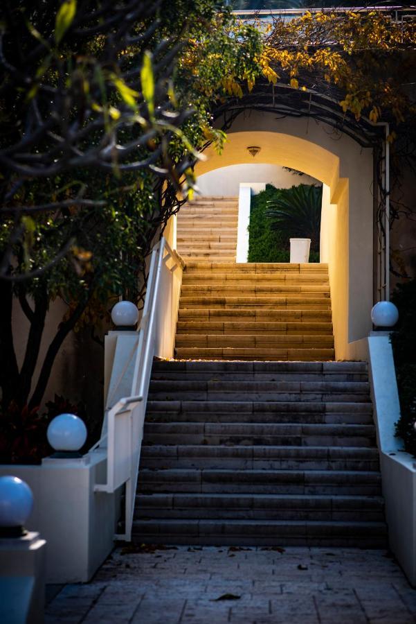Villa Gan Haifa Exteriör bild